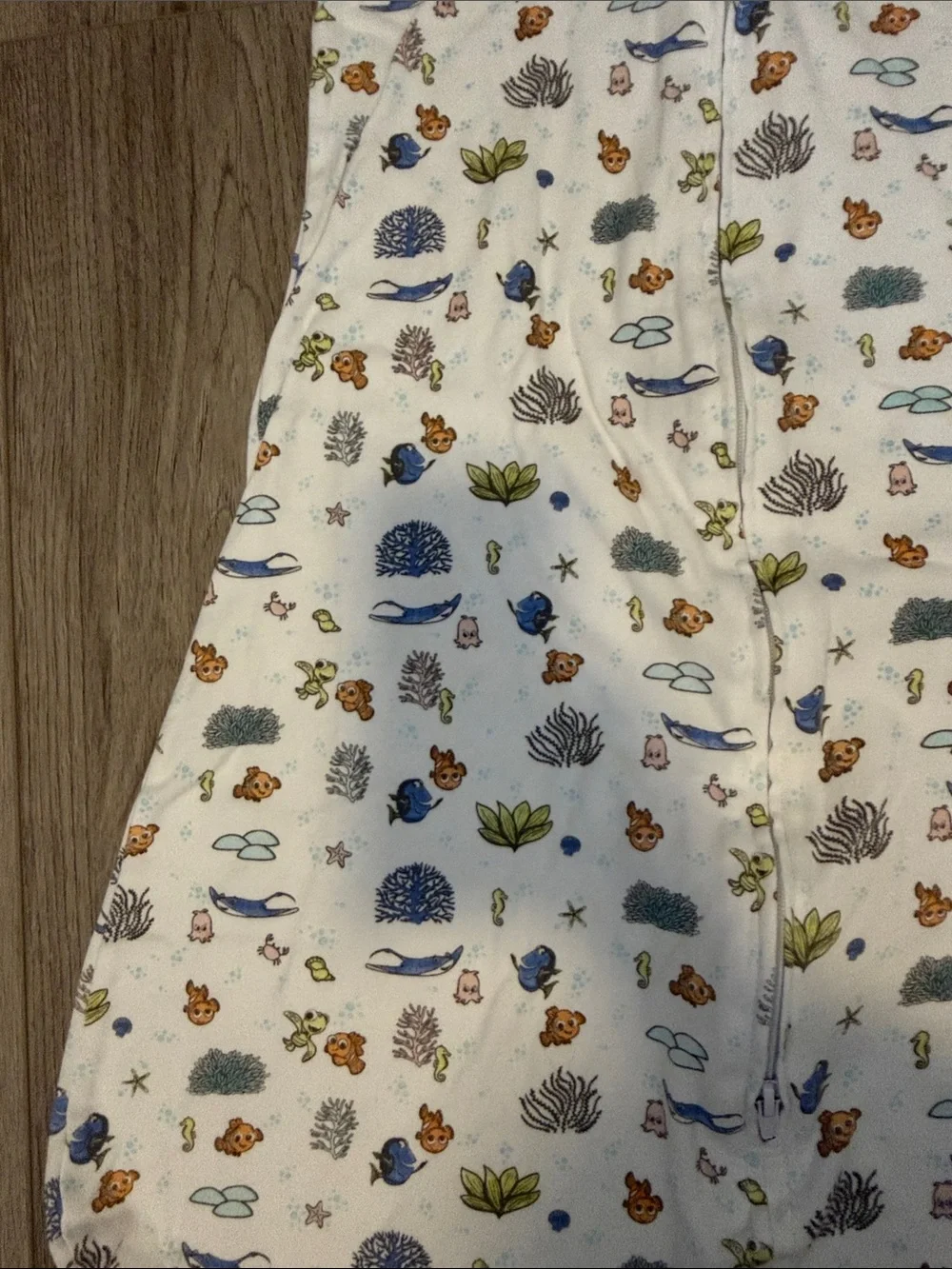 Halo soft sleeveless